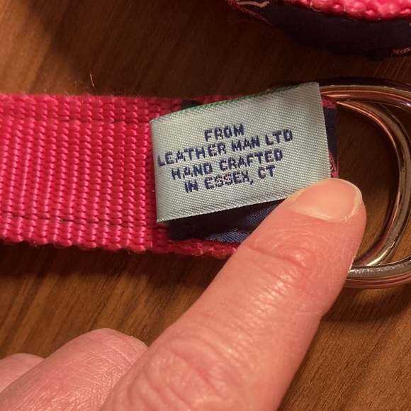 Leather Man Essex CT tennis lacrosse racket print belt Med made in USA Eliza B. - Picture 4 of 7